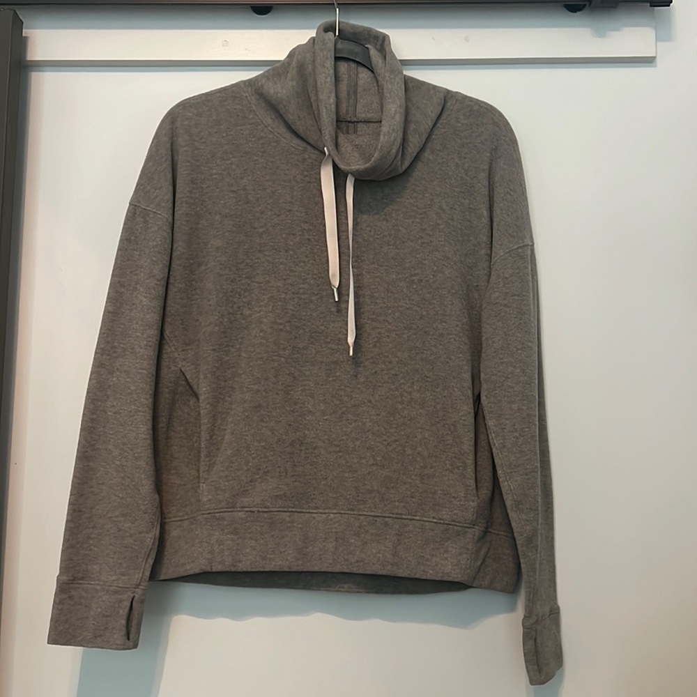 Lululemon fleece mock neck sweatshirt
